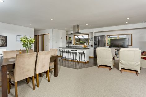 Photo of property in 116 Stredwick Drive, Torbay, Auckland, 0630