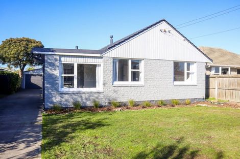 Photo of property in 38 Dunster Street, Burnside, Christchurch, 8053