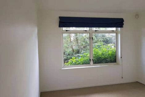 Photo of property in 1/2b Queensway, Three Kings, Auckland, 1024