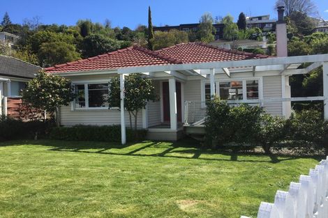 Photo of property in 2 Renwick Place, Nelson South, Nelson, 7010