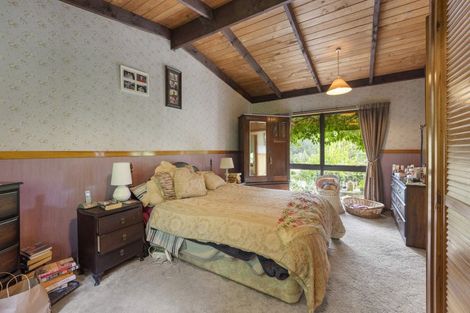 Photo of property in 298 Moores Valley Road, Wainuiomata, 5373