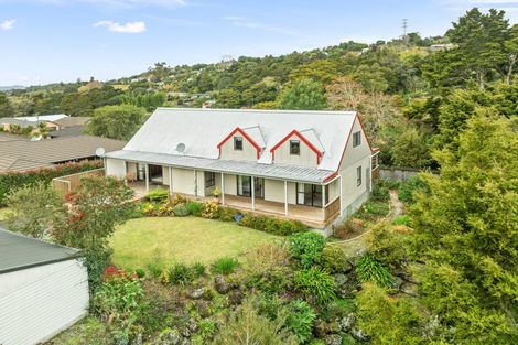 Photo of property in 5 Tieke Place, Horahora, Whangarei, 0110