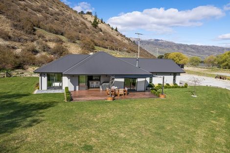 Photo of property in 20 Sugarloaf Drive, Mount Pisa, Cromwell, 9384