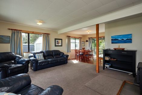 Photo of property in 40 Kotare Place, South Bay, Kaikoura, 7300