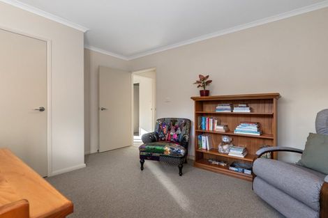 Photo of property in 19 Inglewood Place, Bethlehem, Tauranga, 3110