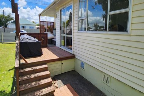 Photo of property in 10 Pitt Street, Normanby, Hawera, 4614