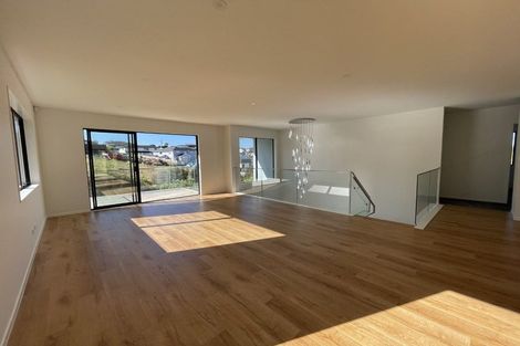 Photo of property in 10 Awaiti Way, Orewa, 0931