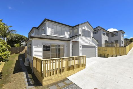 Photo of property in 11a Matisse Drive, West Harbour, Auckland, 0618