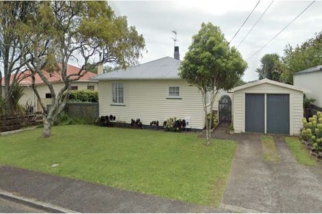 Photo of property in 32 Davies Road, Hurdon, New Plymouth, 4310