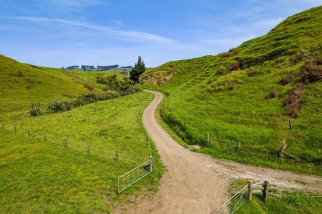 Photo of property in 78 Waitoetoe Road, Mimi, Urenui, 4377