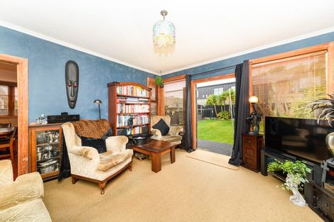 Photo of property in 497 Featherston Street, Roslyn, Palmerston North, 4414