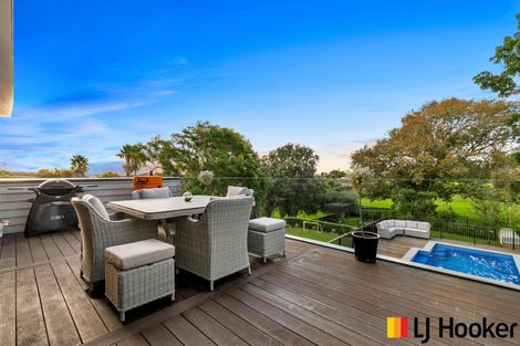 Photo of property in 15 Mareretu Avenue, Patumahoe, Pukekohe, 2679