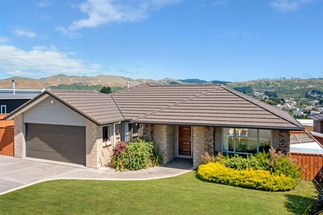 Photo of property in 31 Paparoa Crescent, Aotea, Porirua, 5024