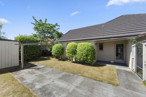 Photo of property in 2 Oldfield Court, Huntington, Hamilton, 3210