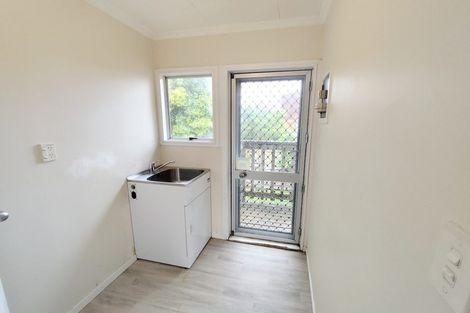 Photo of property in 72a Astley Avenue, New Lynn, Auckland, 0600