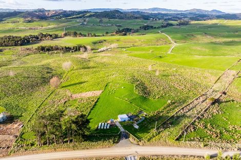 Photo of property in 197 Ford Road, Whakapirau, 0583