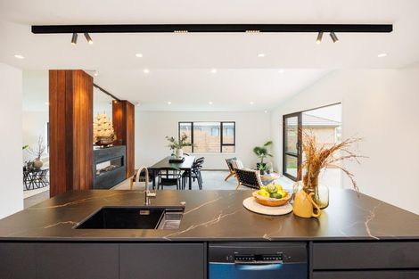 Photo of property in 26 Silicon Way, Fitzherbert, Palmerston North, 4410