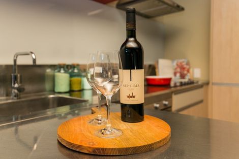 Photo of property in Tattoo Apartments, 18/42 Abel Smith Street, Te Aro, Wellington, 6011