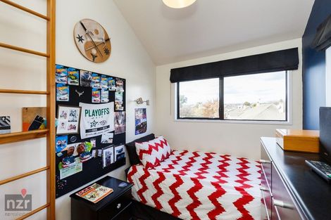 Photo of property in 19 Wellesley Street, Feilding, 4702