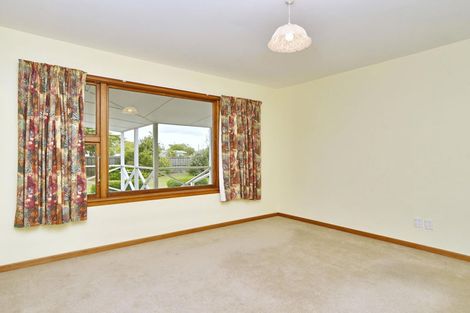 Photo of property in 560 Main North Road, Belfast, Christchurch, 8051