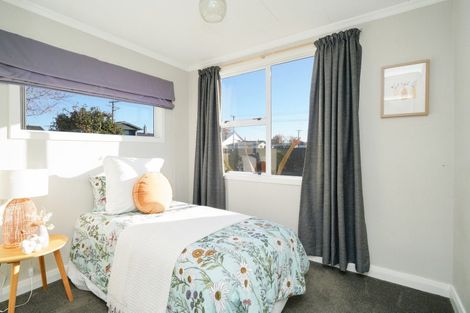 Photo of property in 27 Durham Street, Winton, 9720