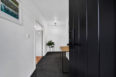 Photo of property in 52 Puriri Street, Hawera, 4610