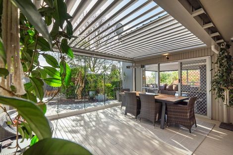 Photo of property in 127 Oaktree Avenue, Browns Bay, Auckland, 0630