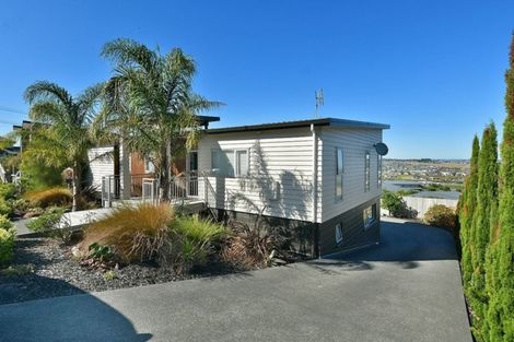 Photo of property in 66 Maire Road, Orewa, 0931