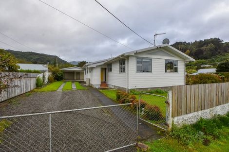 Photo of property in 30 Renall Street, Featherston, 5710