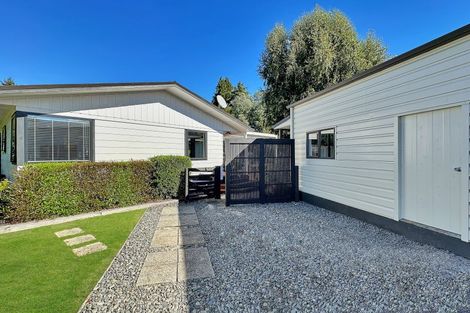 Photo of property in 1/11 Gibbs Place, Kinloch, Taupo, 3377