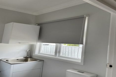 Photo of property in 74 Queenwood Road, Levin, 5510