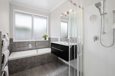 Photo of property in 15 Lydiard Place, Beachlands, Auckland, 2018