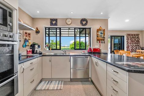 Photo of property in 325a Awai Road, Tarurutangi, New Plymouth, 4372