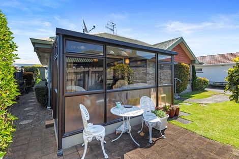 Photo of property in 2/14 Twelfth Avenue, Tauranga South, Tauranga, 3112