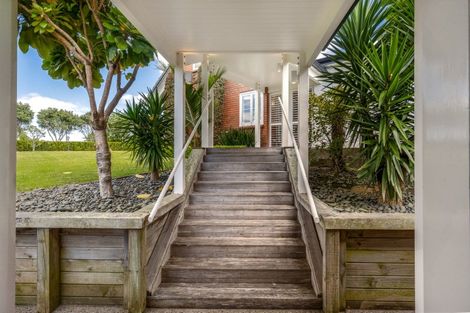 Photo of property in 287 Clifton Road, Whitford, Howick, 2571