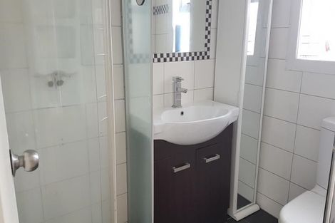 Photo of property in 9a Gloucester Road, Manurewa, Auckland, 2102