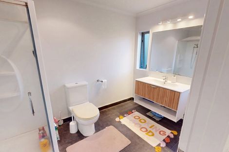 Photo of property in 6 D'urville Place, Kelvin Grove, Palmerston North, 4414