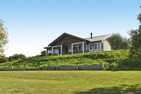 Photo of property in 109 Govan Wilson Road, Whangaripo, Warkworth, 0985