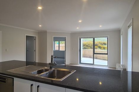 Photo of property in 128 Melksham Drive, Churton Park, Wellington, 6037