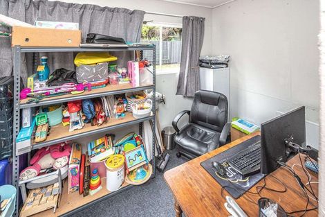 Photo of property in 28 Bristow Street, Saint Johns Hill, Whanganui, 4501