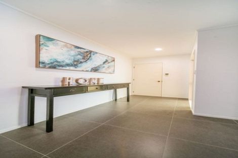 Photo of property in 5 Westholm Way, Pahurehure, Papakura, 2113