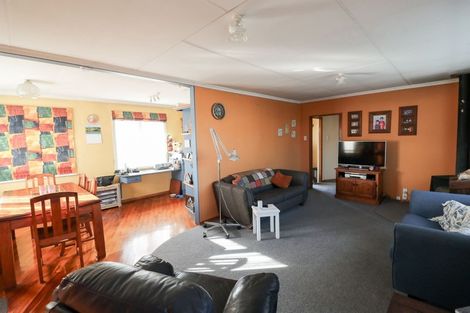 Photo of property in 11 Claudius Street, Dannevirke, 4930