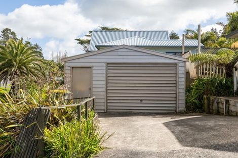 Photo of property in 52 Ferry Road, Arkles Bay, Whangaparaoa, 0932