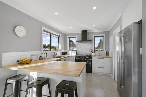 Photo of property in 24 King Street, Coalgate, 7673