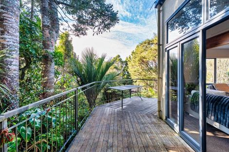 Photo of property in 35 Park Road, Titirangi, Auckland, 0604