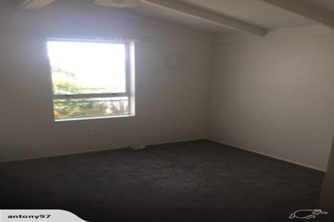 Photo of property in 99 Kaikoura Street, Maupuia, Wellington, 6022