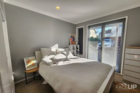 Photo of property in 7n Clearwater Cove, West Harbour, Auckland, 0618