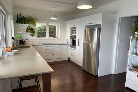 Photo of property in 10 Tizard Road, Birkenhead, Auckland, 0626