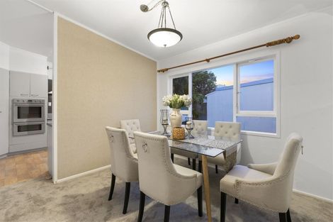 Photo of property in 40 Valley View Road, Glenfield, Auckland, 0629