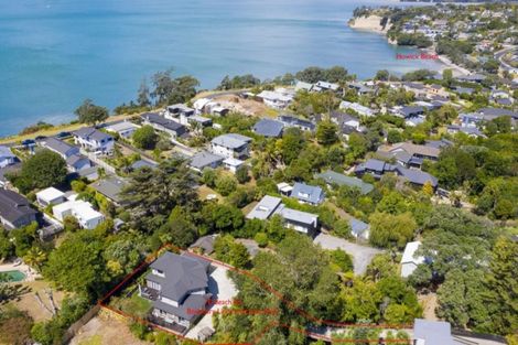 Photo of property in 70 Beach Road, Mellons Bay, Auckland, 2014